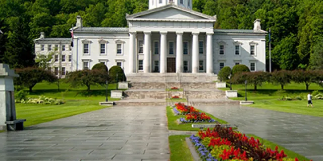 Vermont State House front entrance